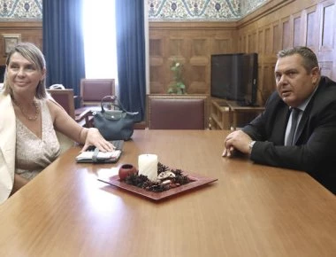 Το twitter θυμάται τις δηλώσεις Παπακώστα για τον Τσίπρα (φωτό)